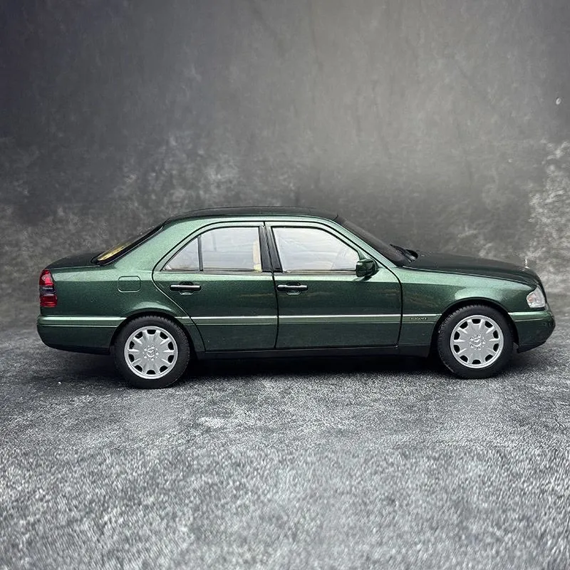 1:18 Mercedes C-Class 1993 kolleksion mashinacha 5 1:18 Mercedes C-Class 1993 kolleksion mashinacha 5