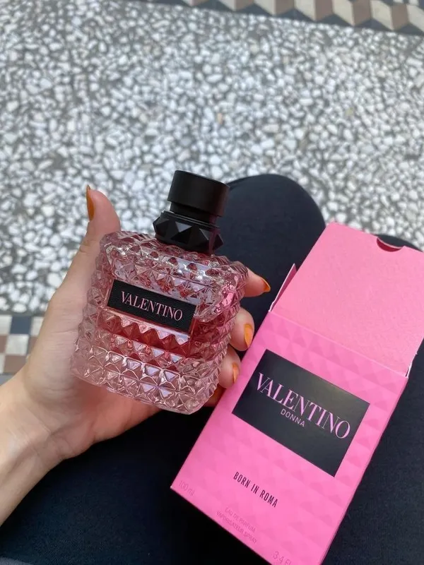 VALENTINO DONNA BORN IN ROMA INTENSE - 100ML 1 VALENTINO DONNA BORN IN ROMA INTENSE - 100ML 1