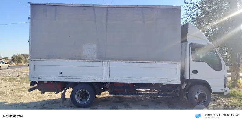 Isuzu 5 t 2007-yil 5 Isuzu 5 t 2007-yil 5