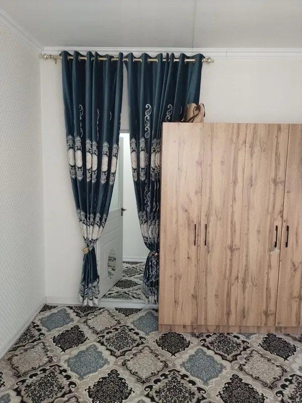 Movaroda 2 xonali uy oilaga ijaraga beriladi.