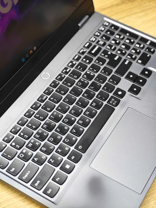 Мощный игровой Lenovo Loq Rtx 4060 — фото 2