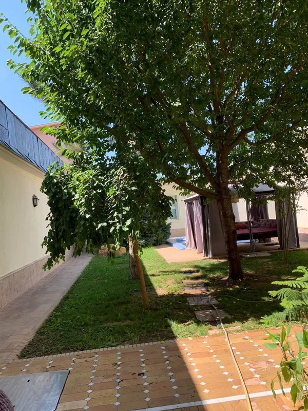 6 xonali kvartira, 400 m2, Yakkasaroy 1