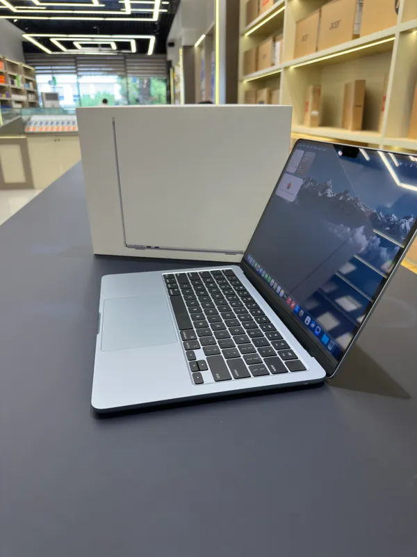 Macbook Air M4 13inch 16\256 Sky Blue — фото 2