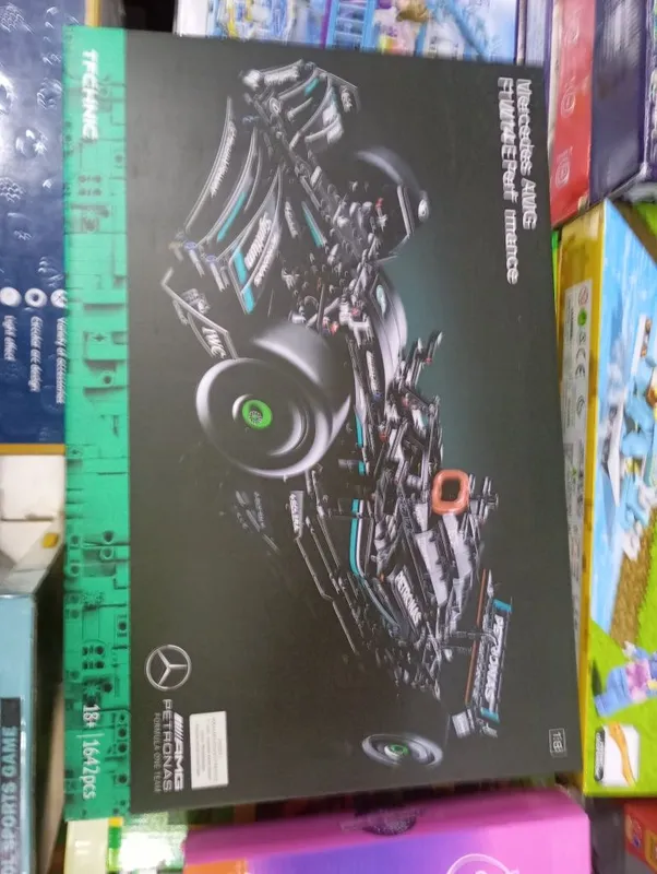 Конструктор Mercedes-AMG F1 W14 E Performance (1642 detal) 1