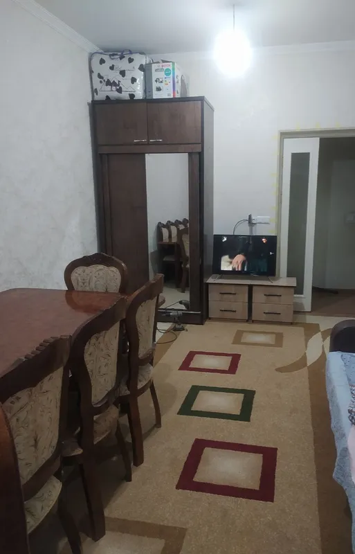 gilam sotiladi holati yaxshi 5,40× 3,40 2 gilam sotiladi holati yaxshi 5,40× 3,40 2