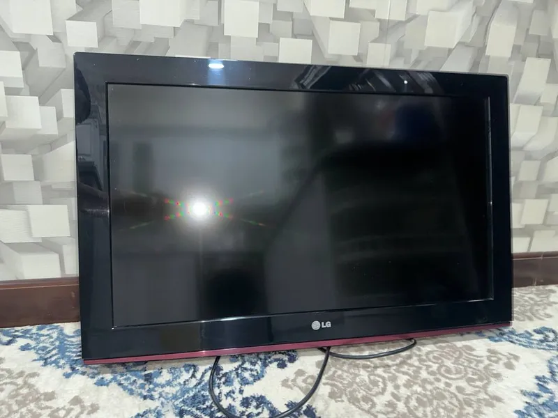 Televizor LG 32. 1