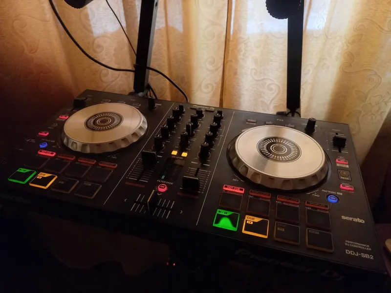 DJ Pioneer ddj-sb2 — фото 3