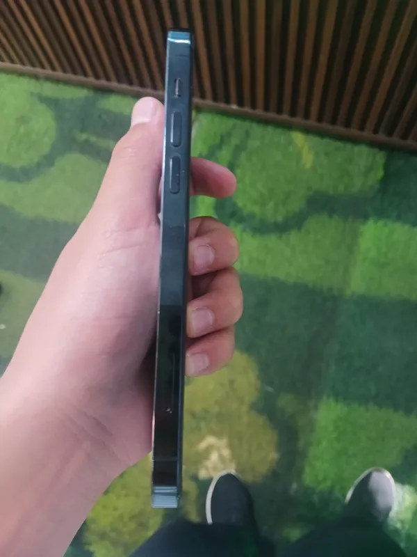 Iphone 12 pro 3