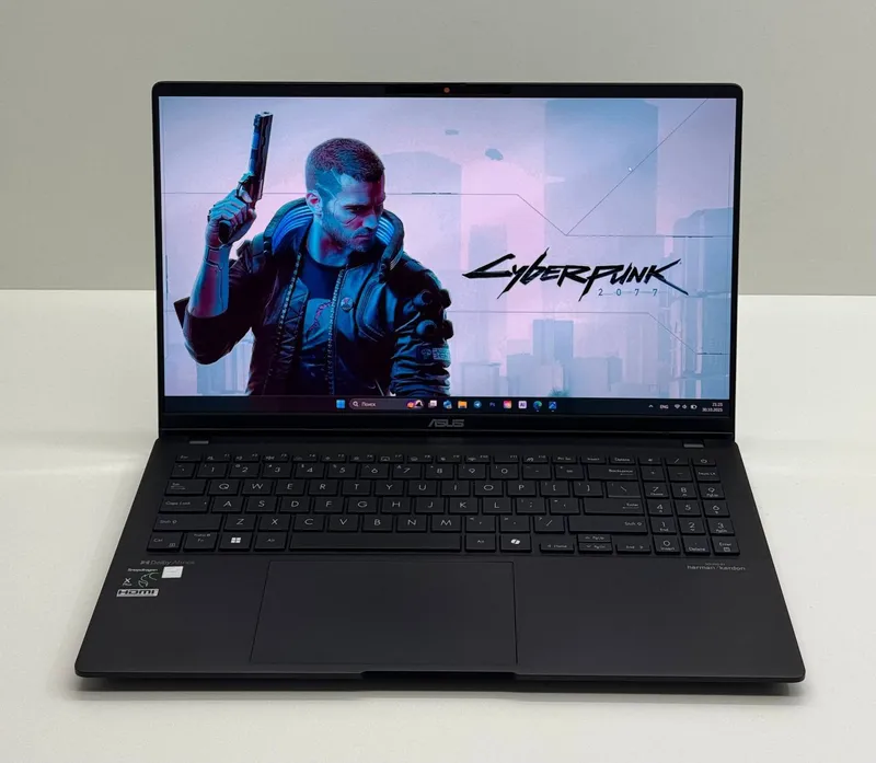 Asus VivoBook 15S — Snapdragon X Plus X1P42100