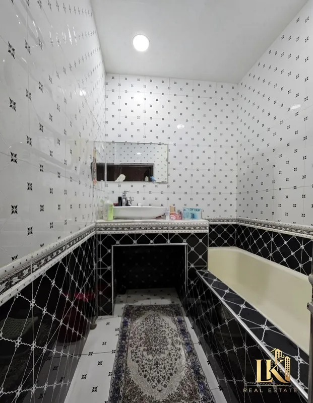 Продаётся просторная 3-комнатная квартира 76 м², 3/4, Учтепинский район 8