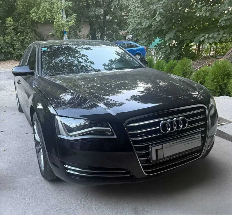 AUDI A8 (D4) 4.2 FSI Long Quattro 2012г.в. 1 AUDI A8 (D4) 4.2 FSI Long Quattro 2012г.в. 1