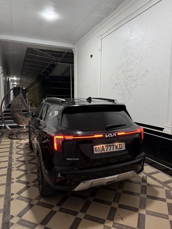 Kia Seltos eng fulli 2024