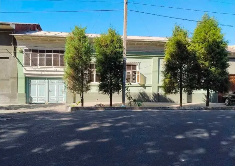 Birlikda hovli sotiladi