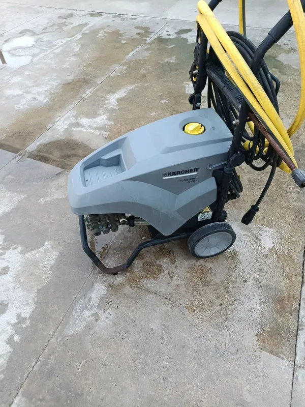 Продается Моющий аппарат высокого давления KARCHER HD 9/20-4 4 Продается Моющий аппарат высокого давления KARCHER HD 9/20-4 4