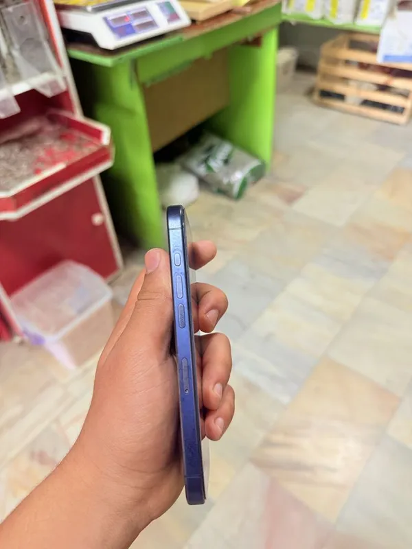 Iphone 15 pro Sotiladi 4 Iphone 15 pro Sotiladi 4