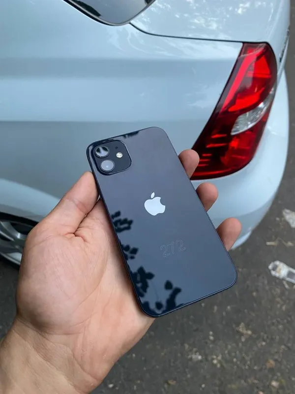 Iphone 12/128 . 3 Iphone 12/128 . 3