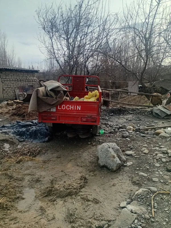 Lochin sroshni sotiladi