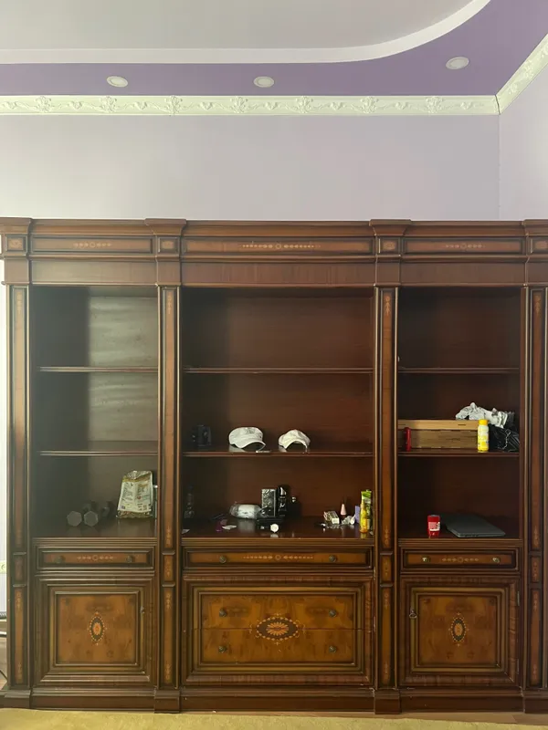 Шкаф книжный продаетс — фото 2