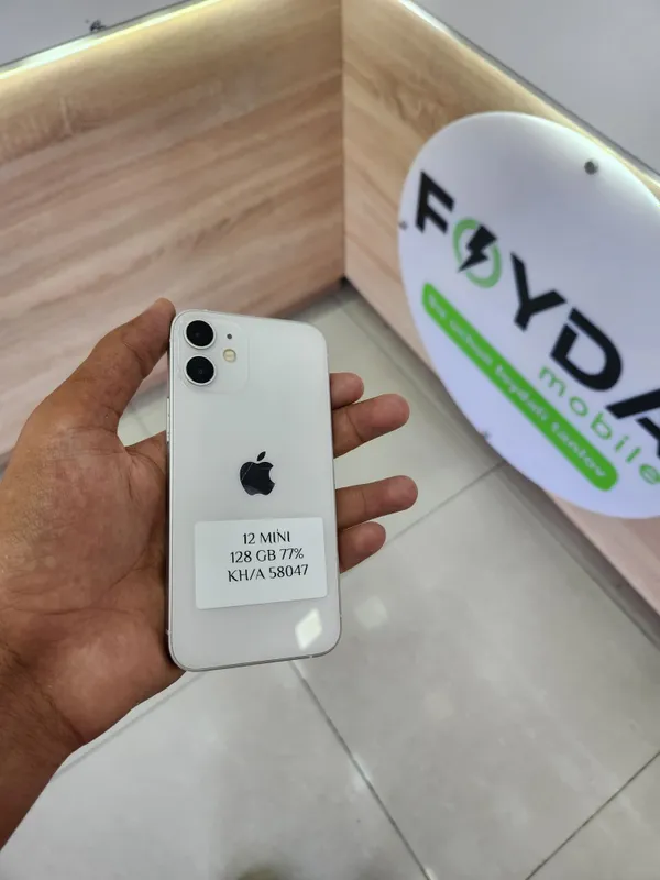 IPhone 12 Mini. . IPhone 12 Mini. .