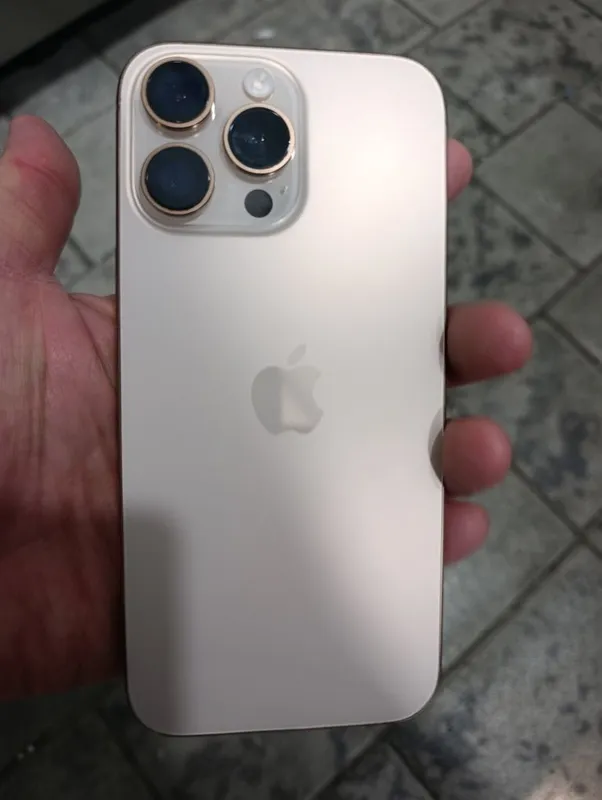 I phone 16pro max desert 1TB