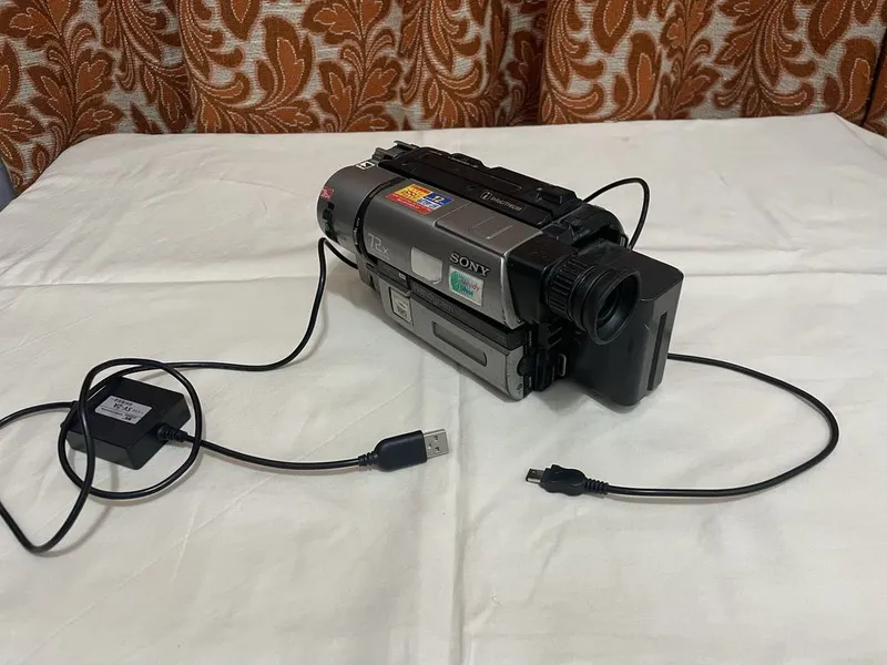 Sony Handycam Vision CCD-TRV65 (NTSC). — фото 5