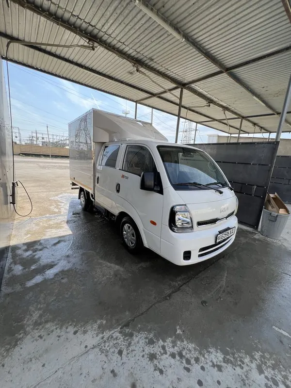 Kia Bongo Tezda sotiladi 3 Kia Bongo Tezda sotiladi 3