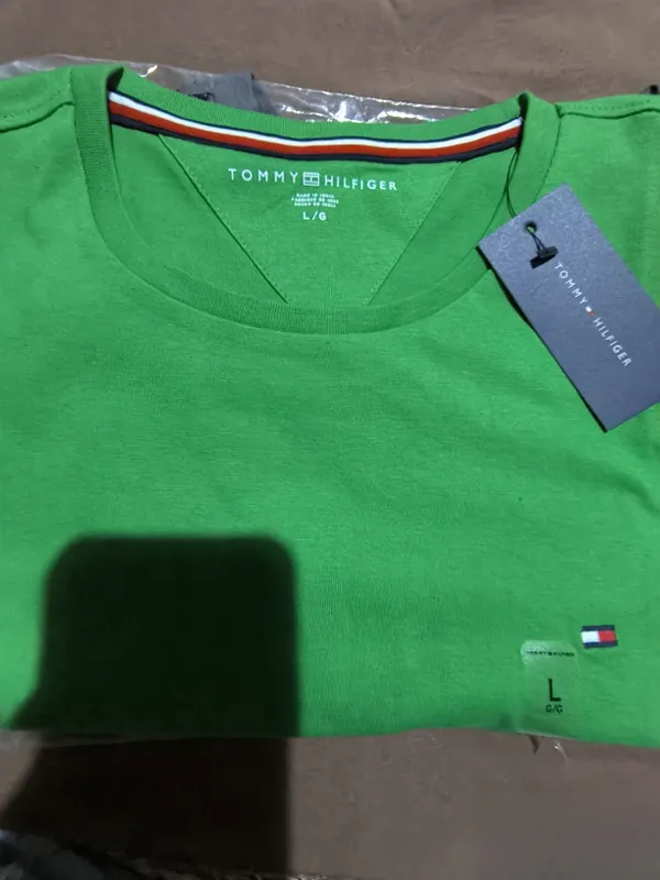 Футболка Tommy Hilfiger (оригинал) 2 Футболка Tommy Hilfiger (оригинал) 2