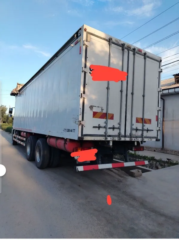Shacman L3000 furgon shto'rkali 9metr — фото 2