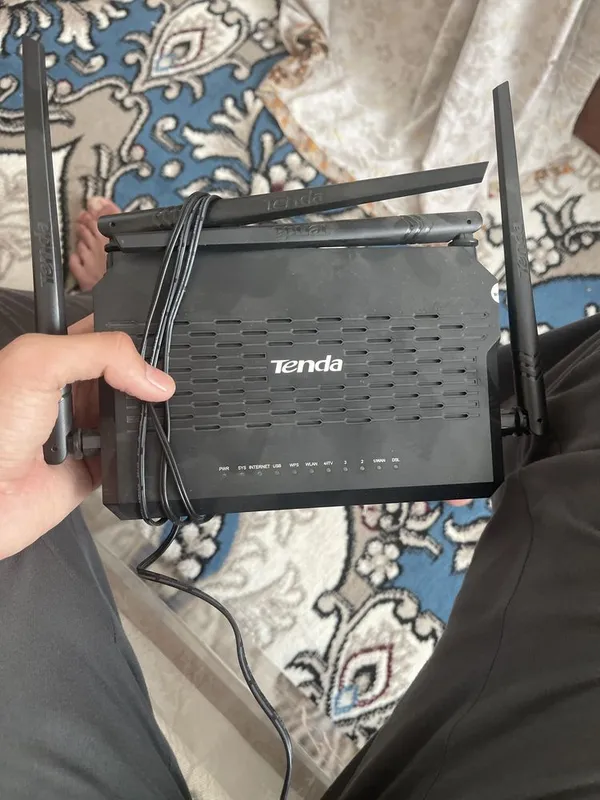 wife router tenda d305