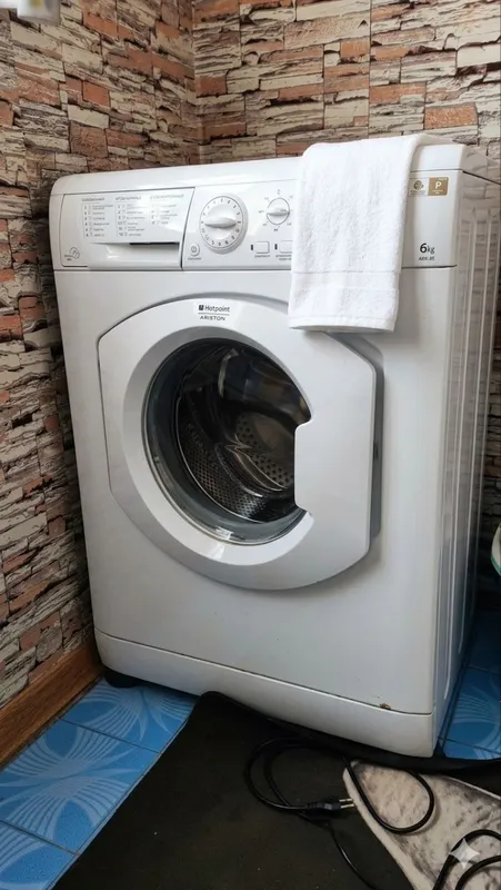 Продам стиральную машину Ariston