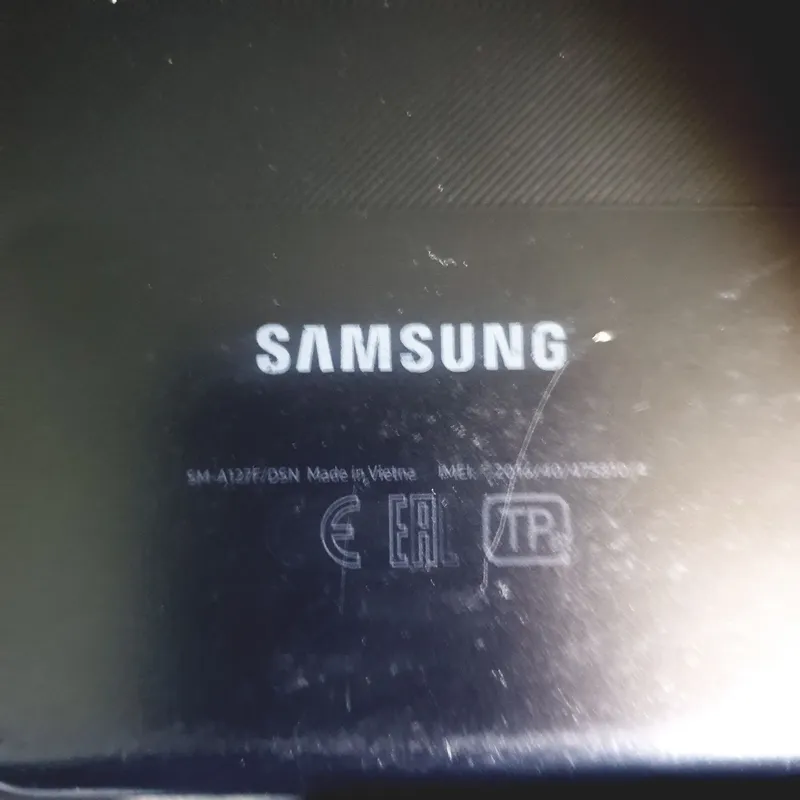 Samsung Galaxy a 12 xolati idial ekrani singan 32/4 GB 5