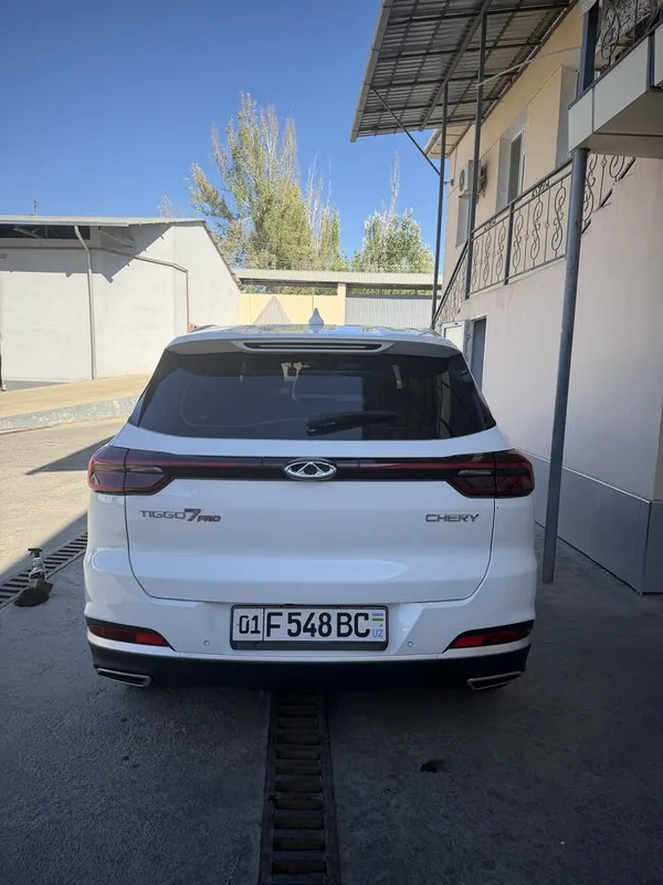 Продается CHERY белый чистый не битый 4 Продается CHERY белый чистый не битый 4