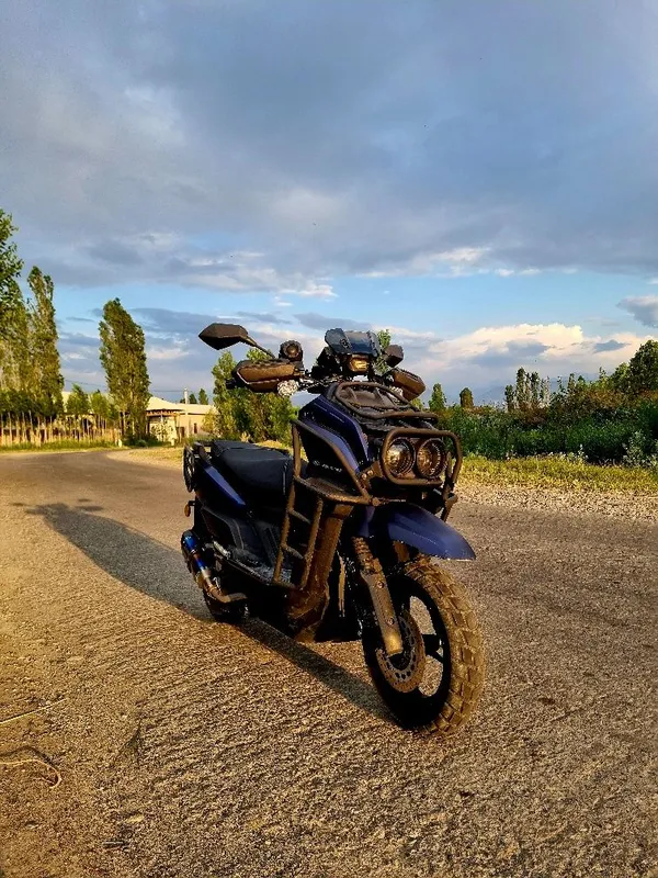 Tank skuter [moto]