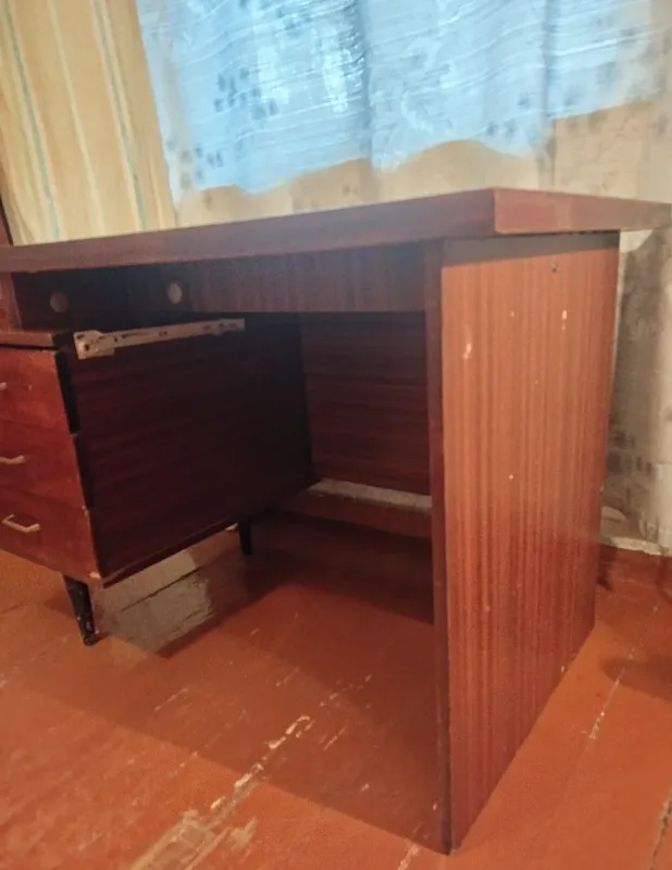 Письменный стол. 5