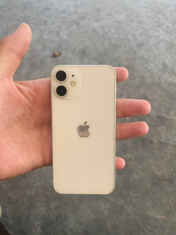 iPhone 12 mini 3