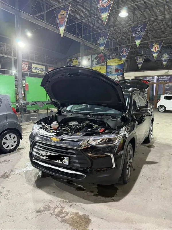 Tracker Premier 2023yil 33.000km Toza ideal 2 Tracker Premier 2023yil 33.000km Toza ideal 2