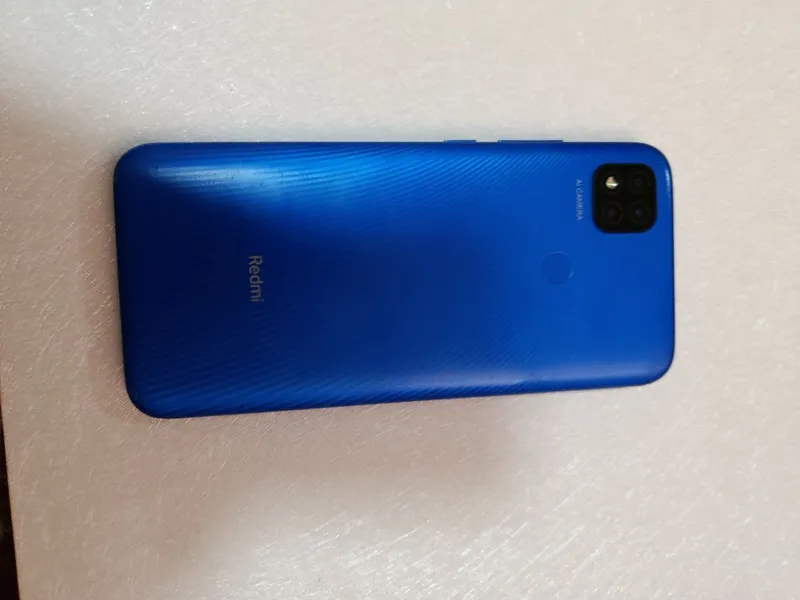 Redmi 9c, без дефектов, хорошо использовался, коробка есть 2