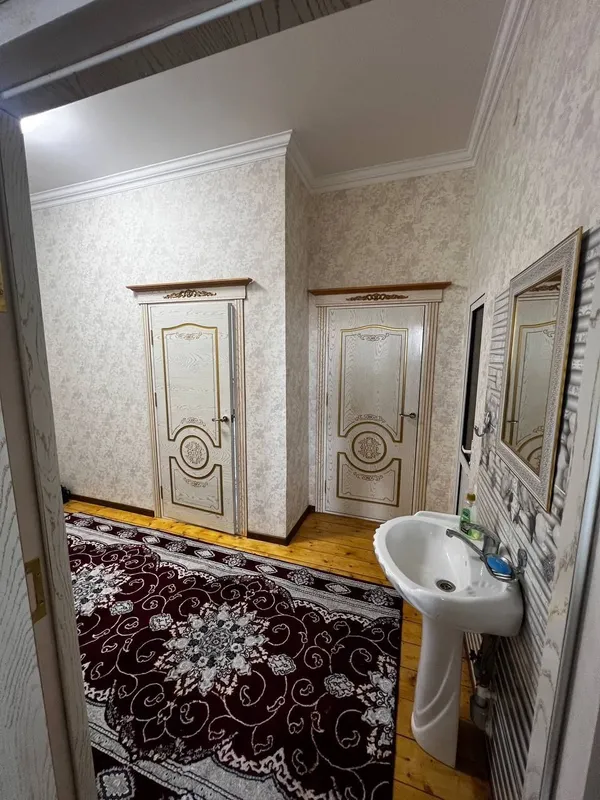 Урганч шахар марказида 2 хонали кв ижарага берилади — фото 3