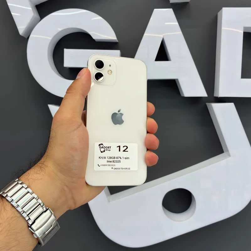 iPhone 12 iPhone 12
