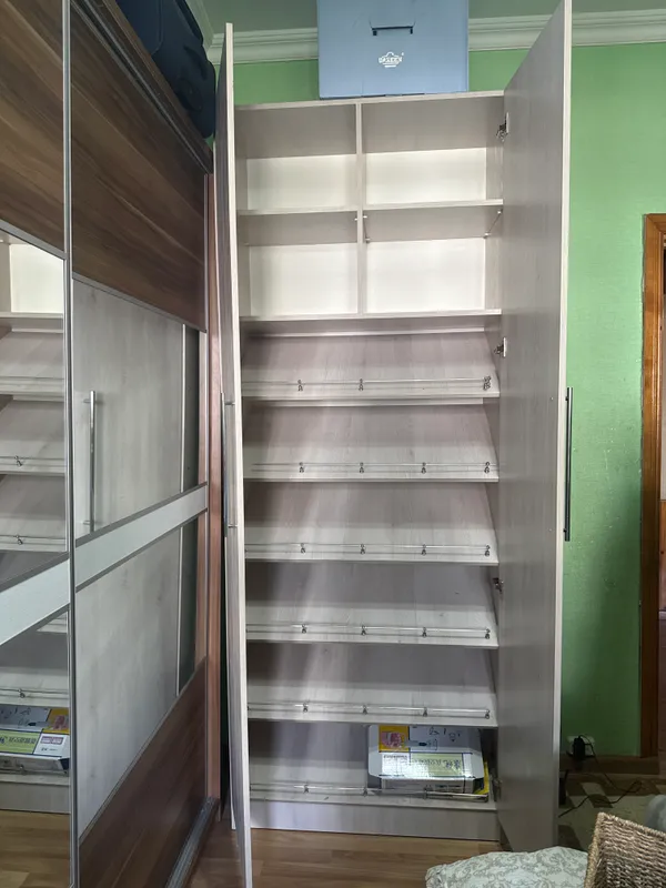Ideal holatda poyabzal shkafi 2