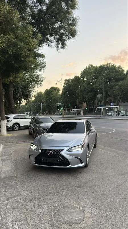 Lexus ES 300h 2026 1 Lexus ES 300h 2026 1
