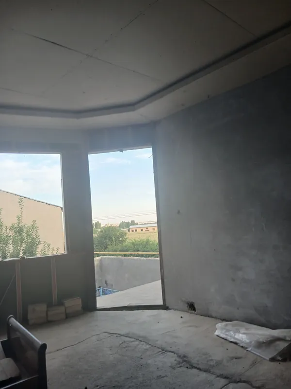 Продаётся дом, 4 сотки, 6 комнат, есть кухня и санузел 5 Продаётся дом, 4 сотки, 6 комнат, есть кухня и санузел 5