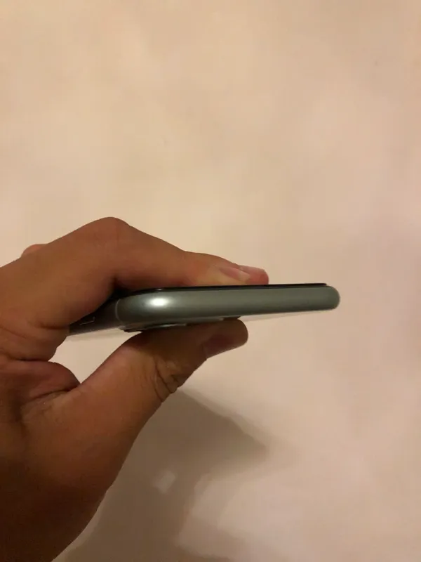 iPhone 11 64 ГБ, срочно 4 iPhone 11 64 ГБ, срочно 4