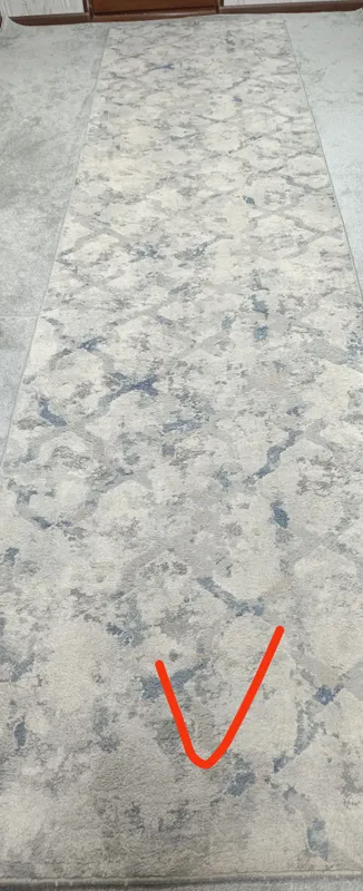 4 m*1 m yo‘lakcha yaxshi holatda