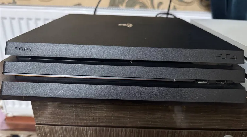 Ps4 pro — фото 2