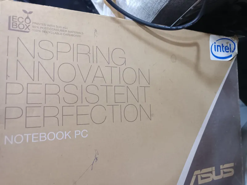 ASUS kompyuter yang,ishlatilmagan