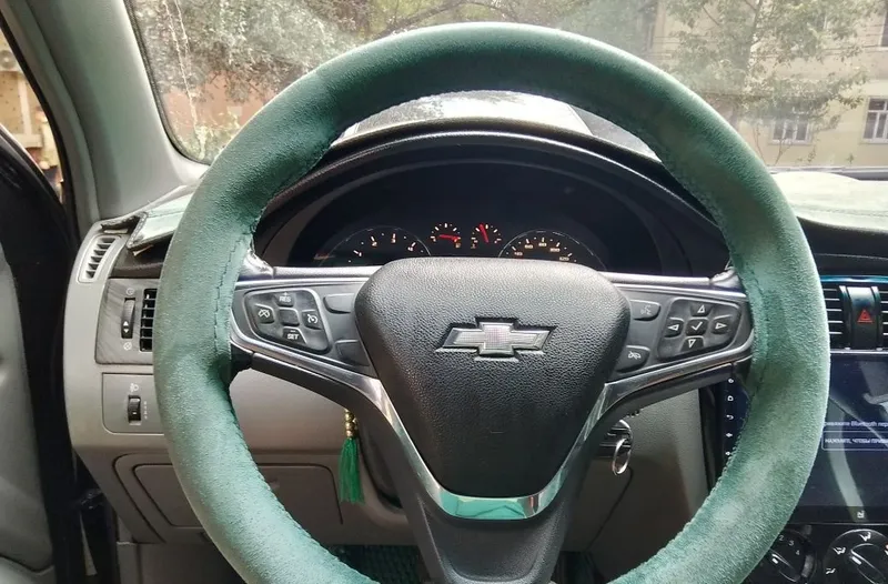 Elantra, краска чистая, руль от Mercedes, ходовая, есть Malibu, американка 6 Elantra, краска чистая, руль от Mercedes, ходовая, есть Malibu, американка 6