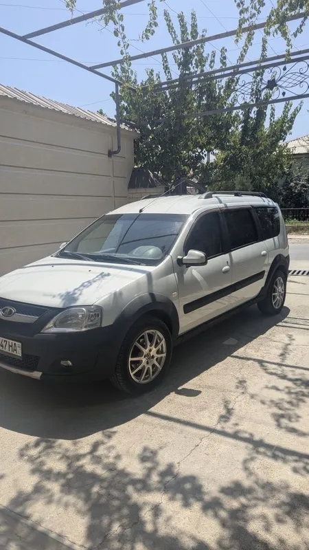 Lada Largus Cross 1 Lada Largus Cross 1