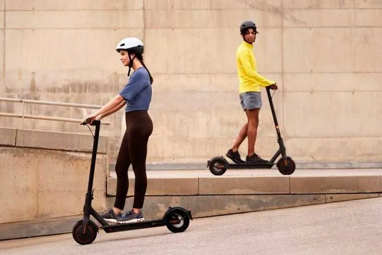 Самокат/Электросамокат Xiaomi Mi Electric Scooter 4 Ultra (25/70/120) 4 Самокат/Электросамокат Xiaomi Mi Electric Scooter 4 Ultra (25/70/120) 4