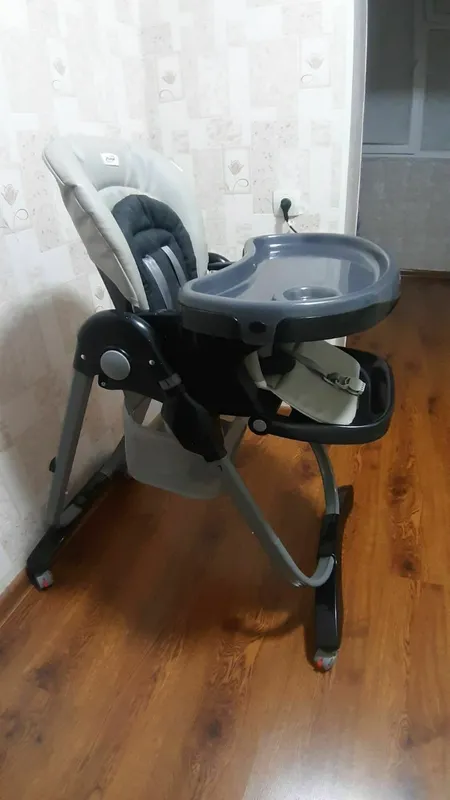 Bolalar kreslosi sotiladi!!! Holati zo'r 2 Bolalar kreslosi sotiladi!!! Holati zo'r 2